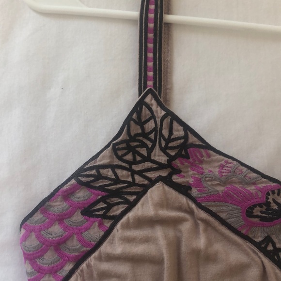 Beautiful O’Neill Tank - Picture 2 of 3